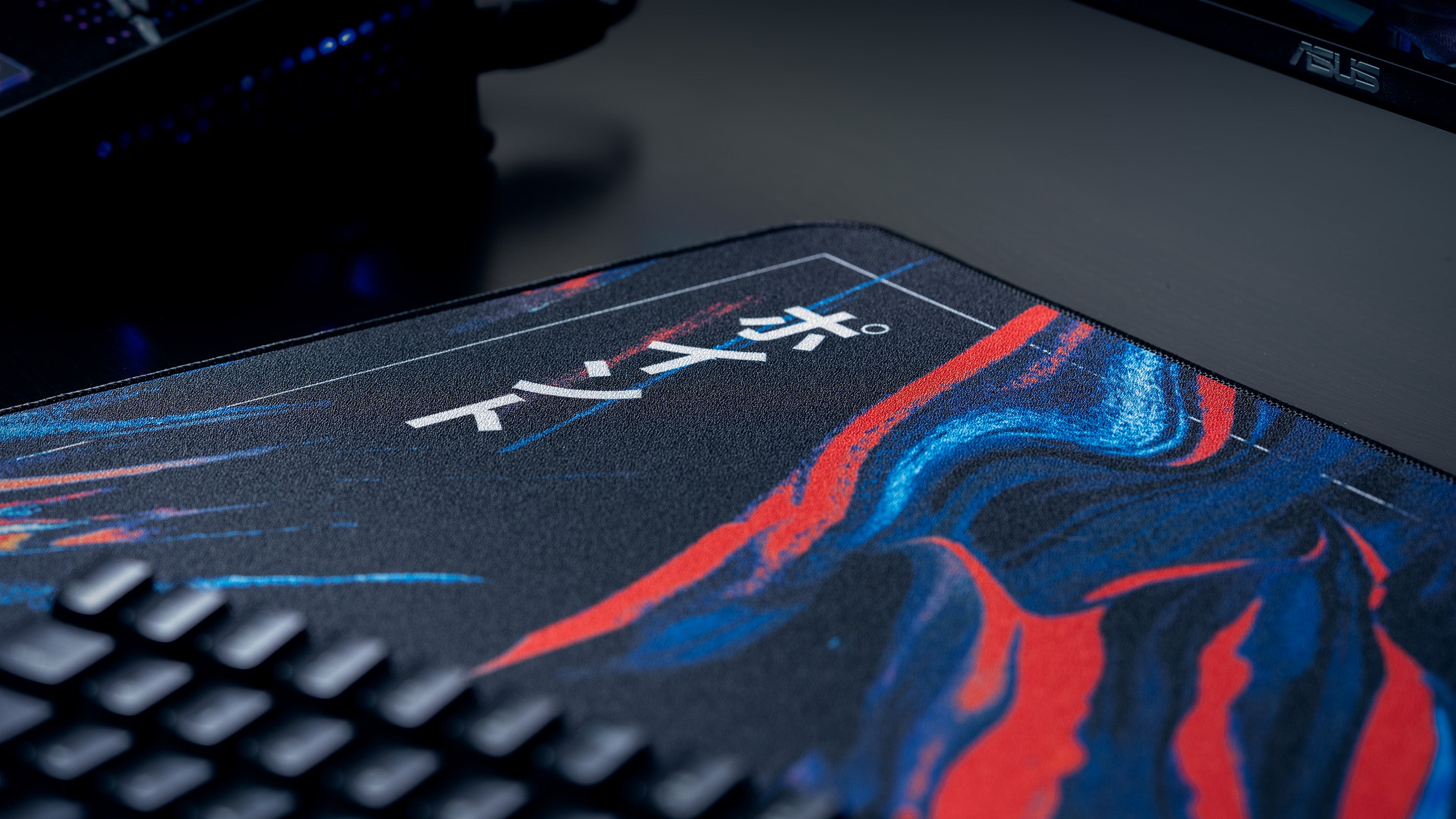 Kurai V2 Hybrid Gaming Mousepad, Japanese Text/Style Desk Mat